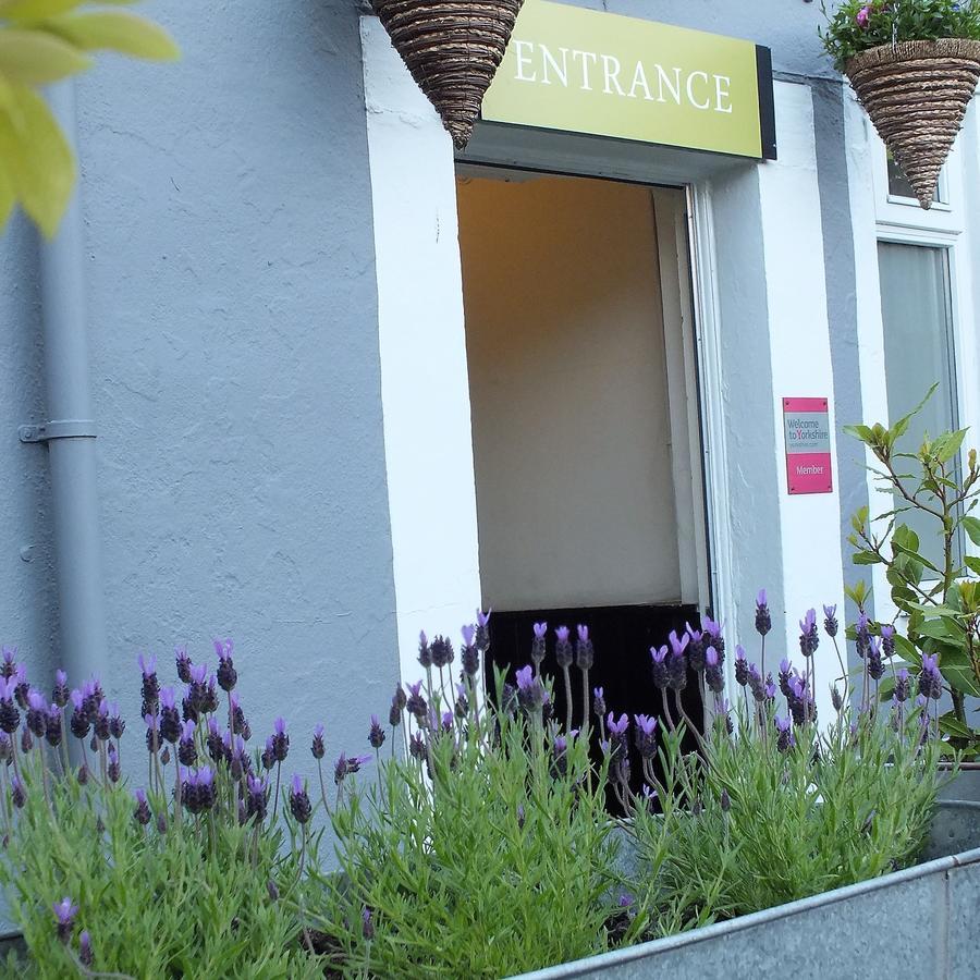 Cracoe Devonshire Arms Inn מראה חיצוני תמונה